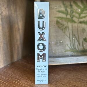 BUXOM Full-On Plumping Lip Matte HIT THE BEACH NEW And SEALED
